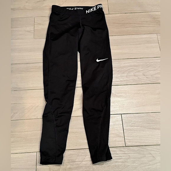 Nike pro Black Leggings SMALL - Picture 1 of 4